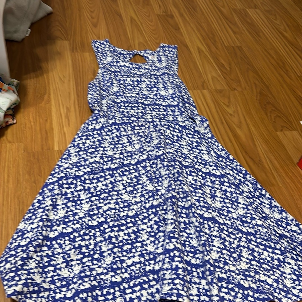 blue patterned dress